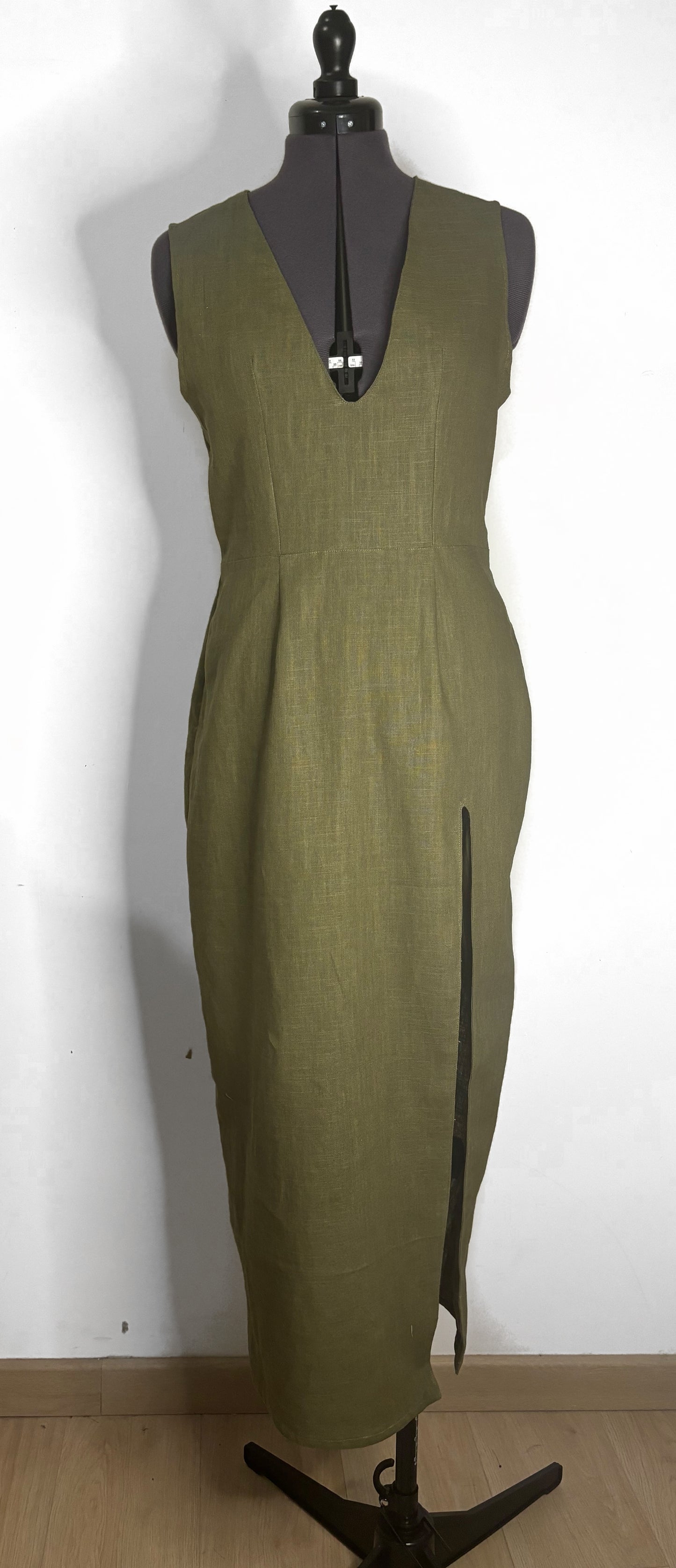A linen dress for summer ☀️