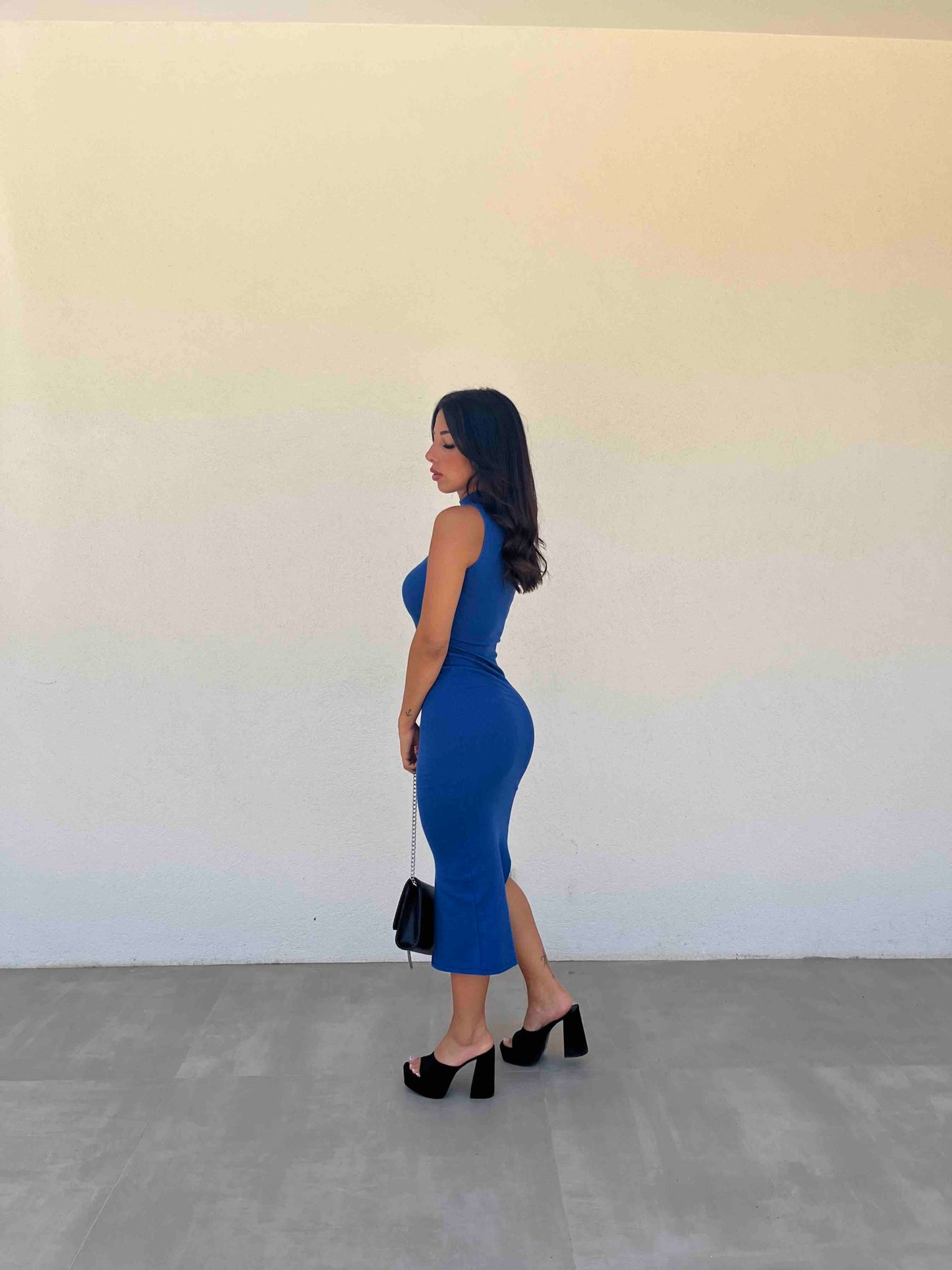 BLUE RIBBED BODYCON DRESS