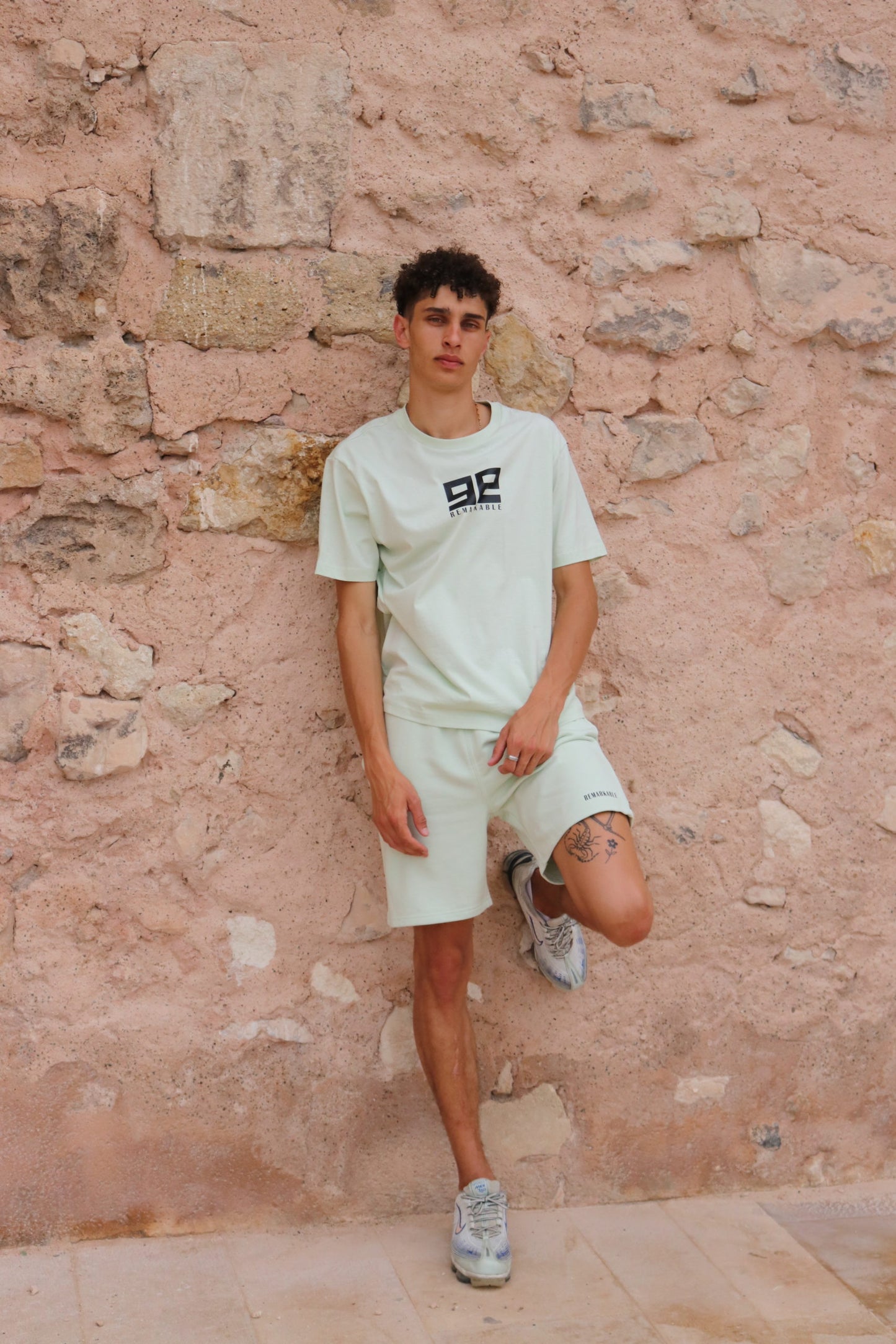 T-SHIRT VERT PASTEL REMARKABLE