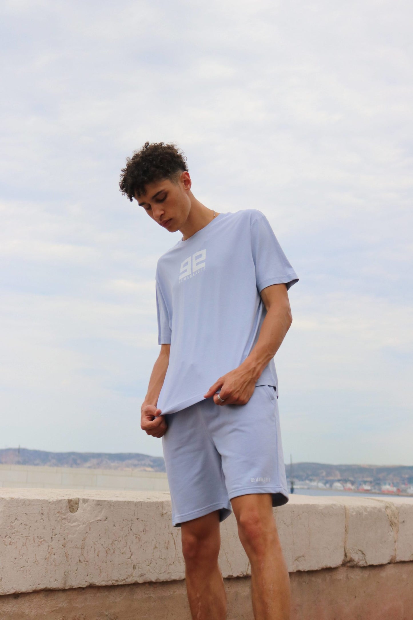 REMARKABLE BLUE T-SHIRT