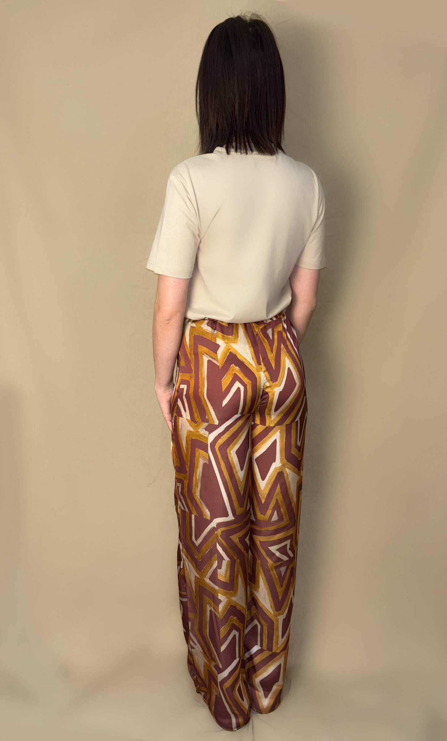 PRINTED T-SHIRT AND PANTS SET