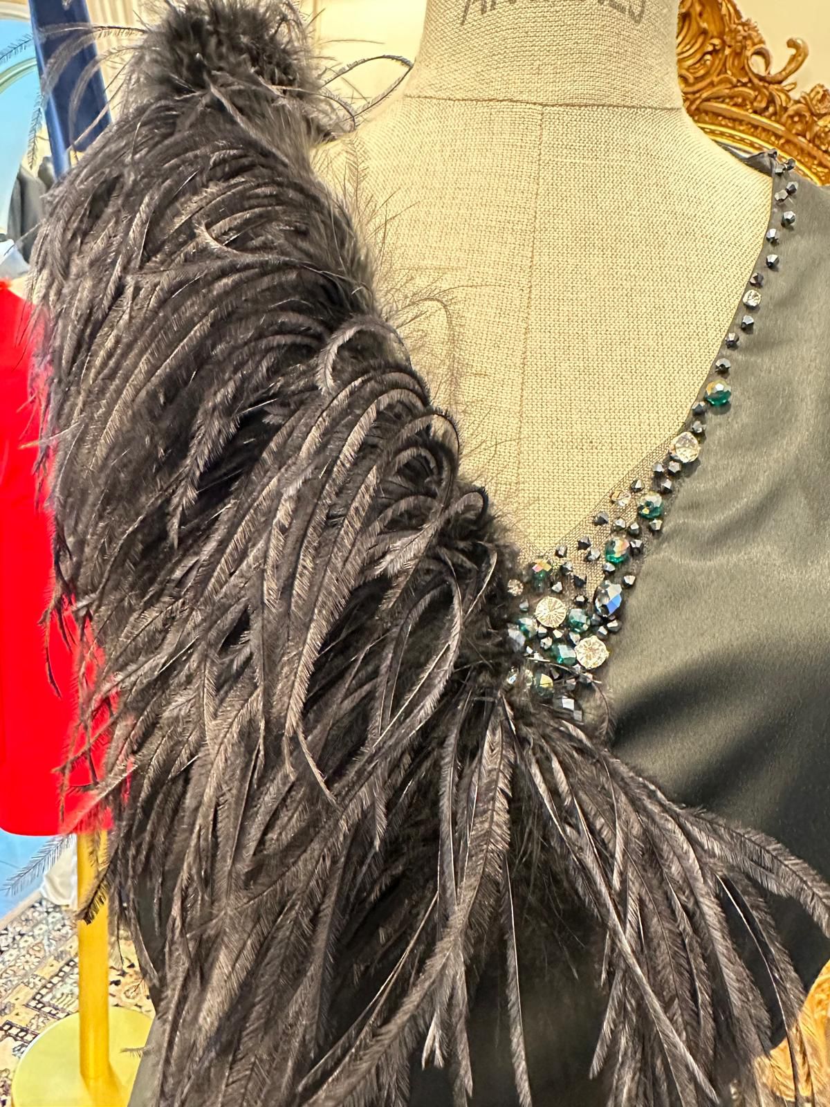 ROBE DE COCKTAIL A PLUME