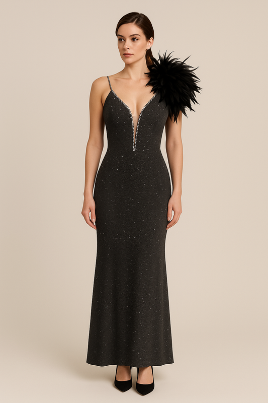 ROBE DÉCOLLETÉ PLONGEANT À PAILLETTES