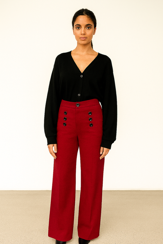 PANTALON ROUGE À BOUTONS